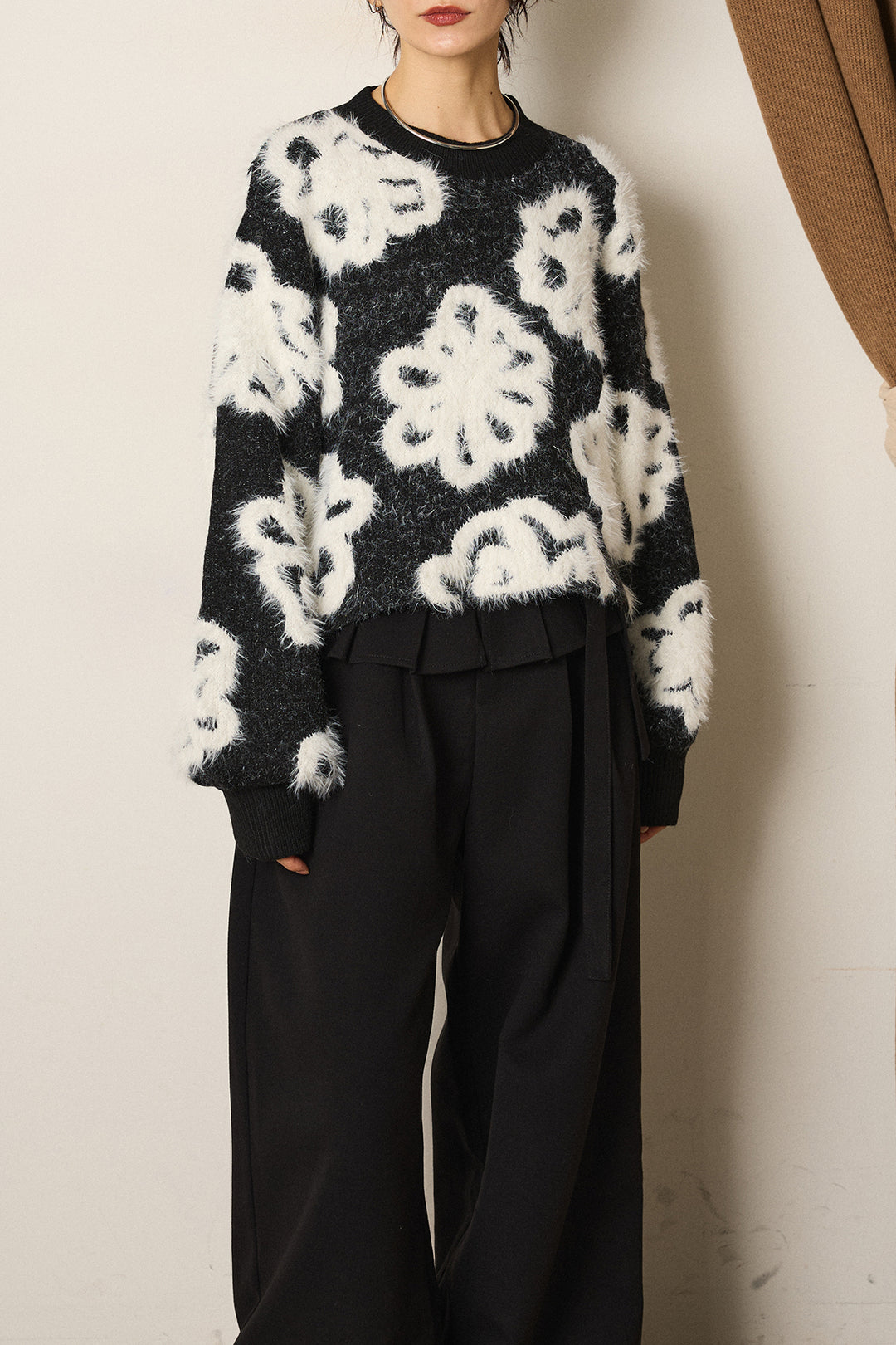 BIGフラワー柄ジャガードニットプルオーバー