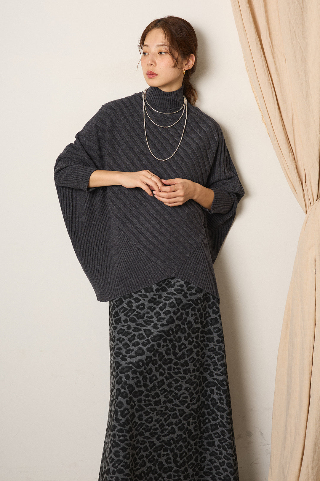 [SET]アシメデザインリブポンチョニットトップス+レオパードロングスカート(2set)