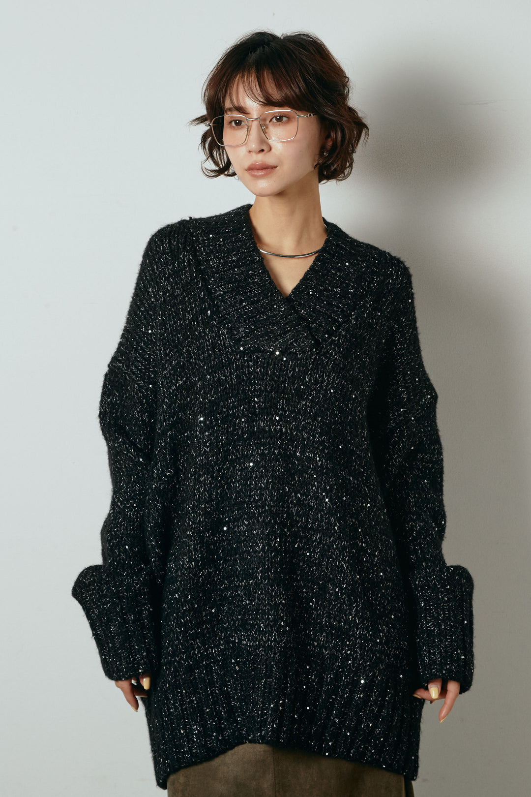 [SET]Vネックラメニットトップス+レース刺繍レイヤードフレアパンツ(2set)