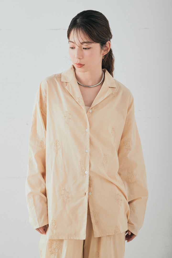 刺繍ローンオープンカラーシャツ