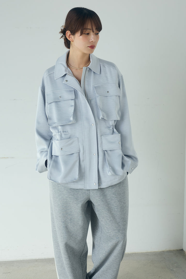 サテンライトブルゾン