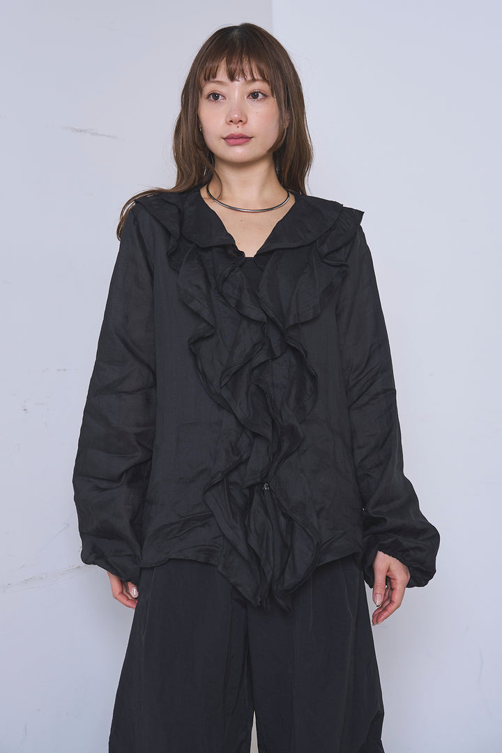 フリルボタンブラウス