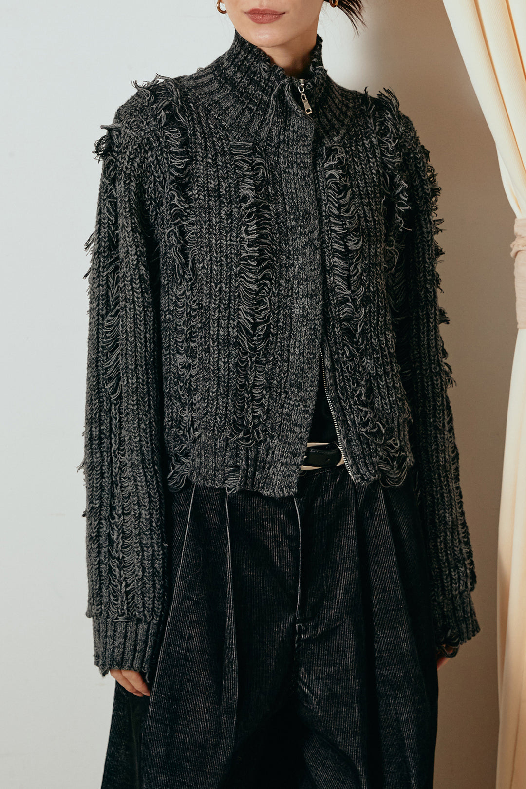 [SET]ハイネックフリンジジップニットトップス+フロントタック入りコーデュロイパンツ(2set)