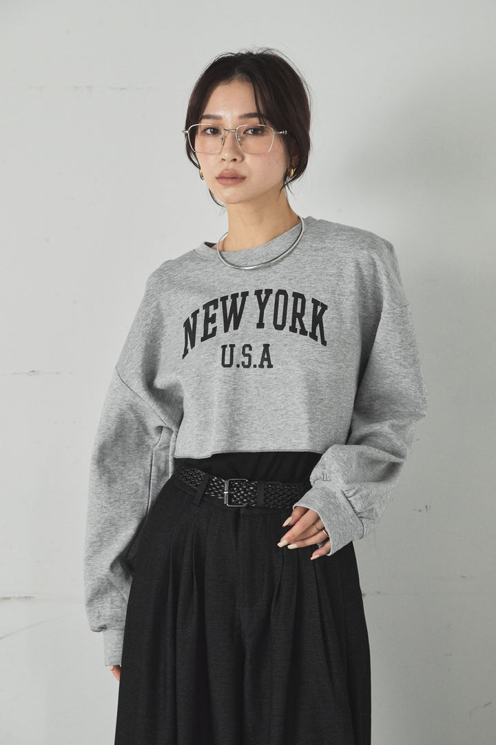 ニューヨークロゴショート丈プルオーバー/ブラック