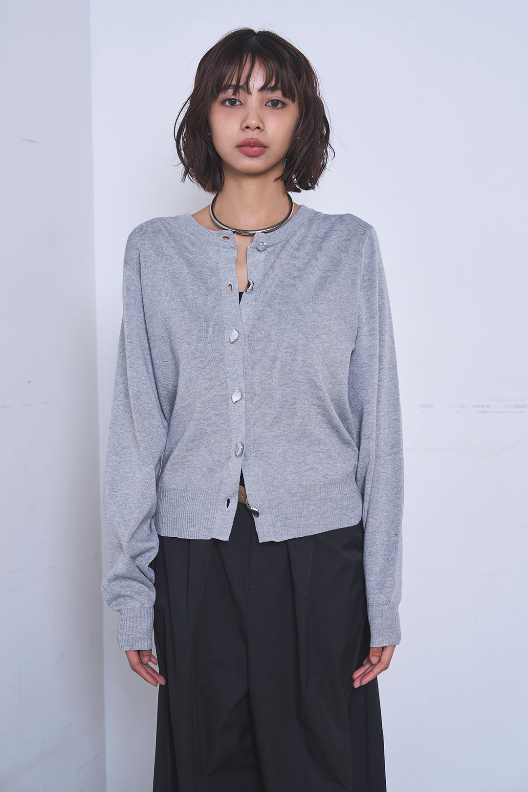 [SET]リサイクルポリニュアンス釦カーデ+撥水加工ナイロンスカート(2set)