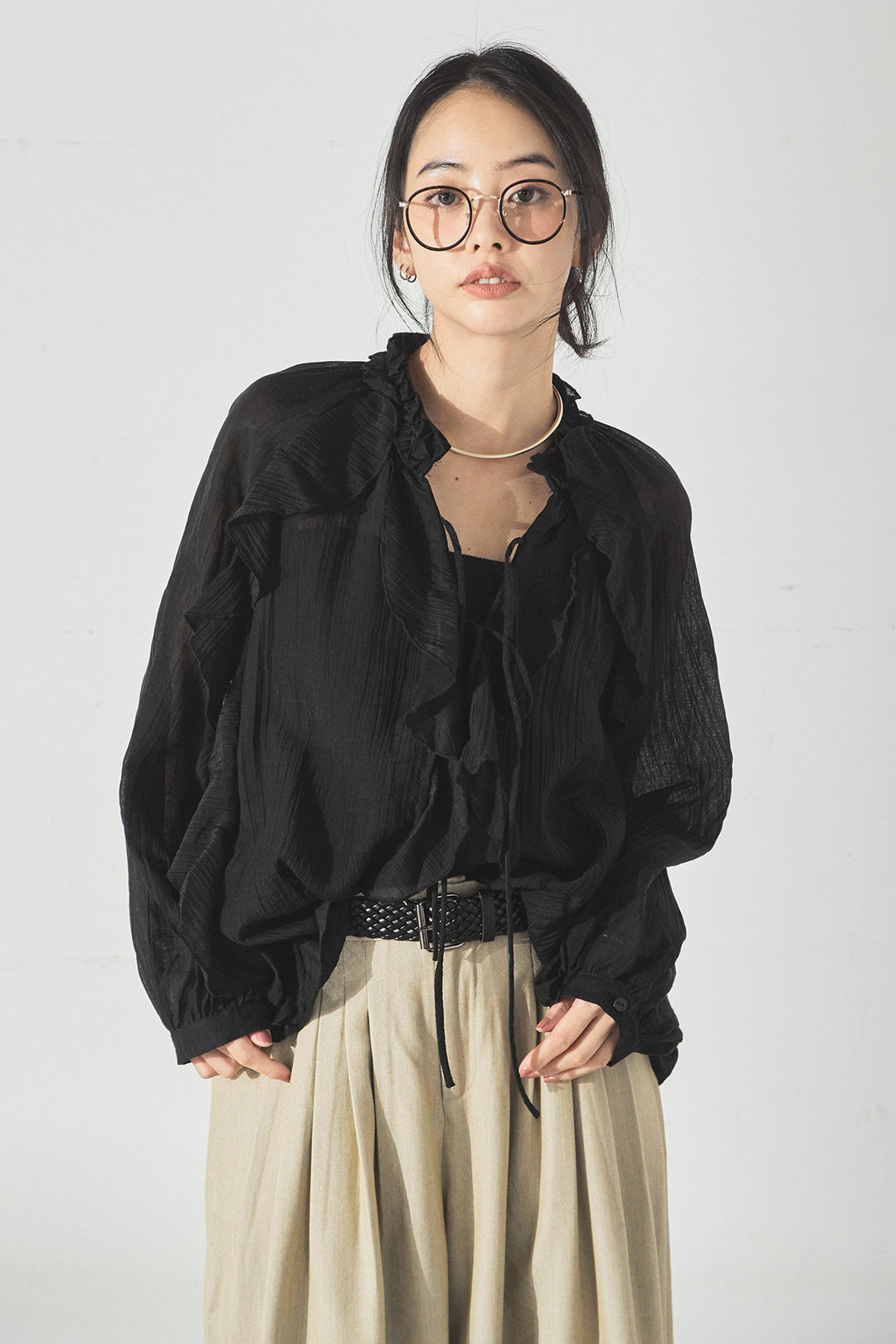 フロントリボンフリルブラウス