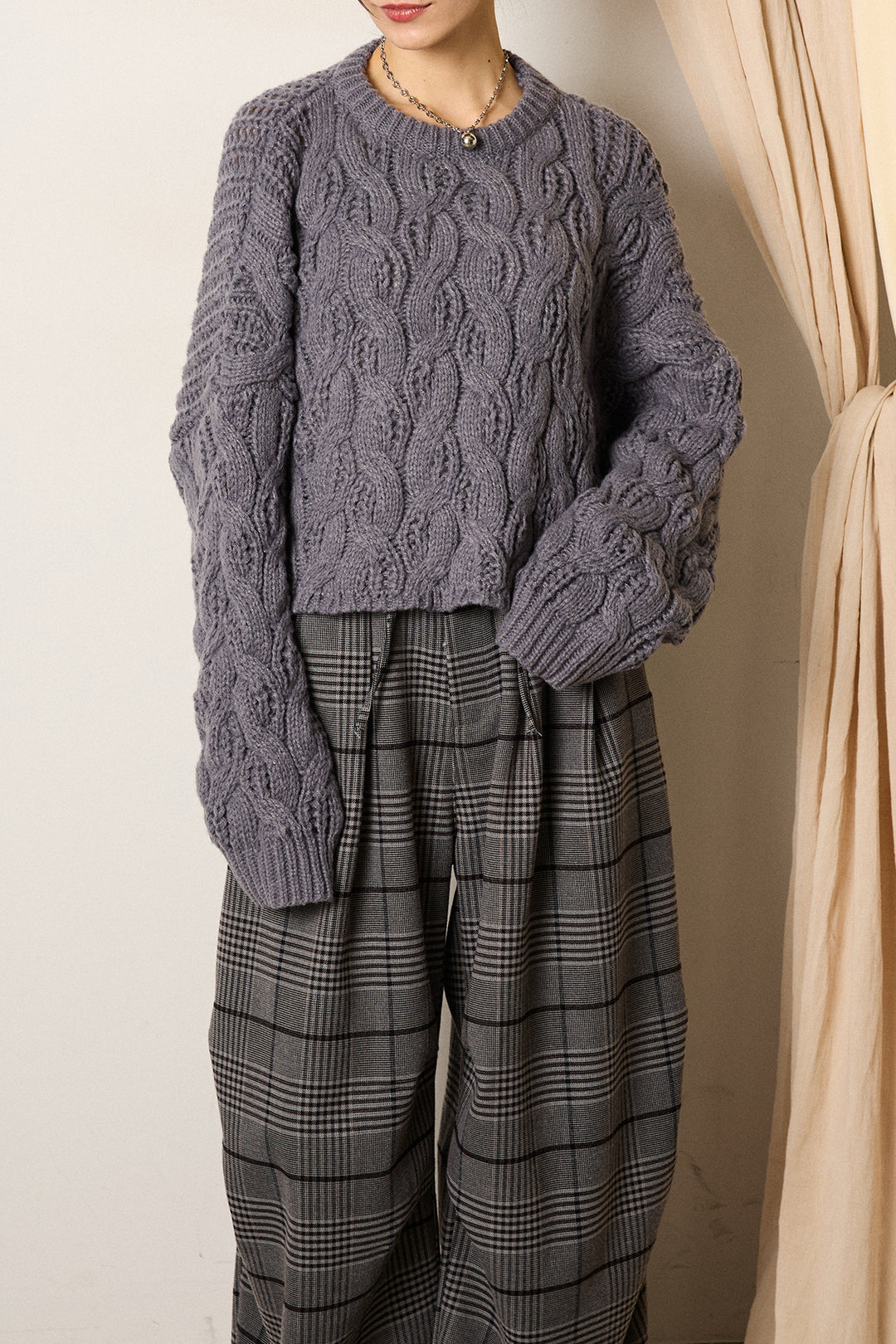 ケーブルリラックスショートニット