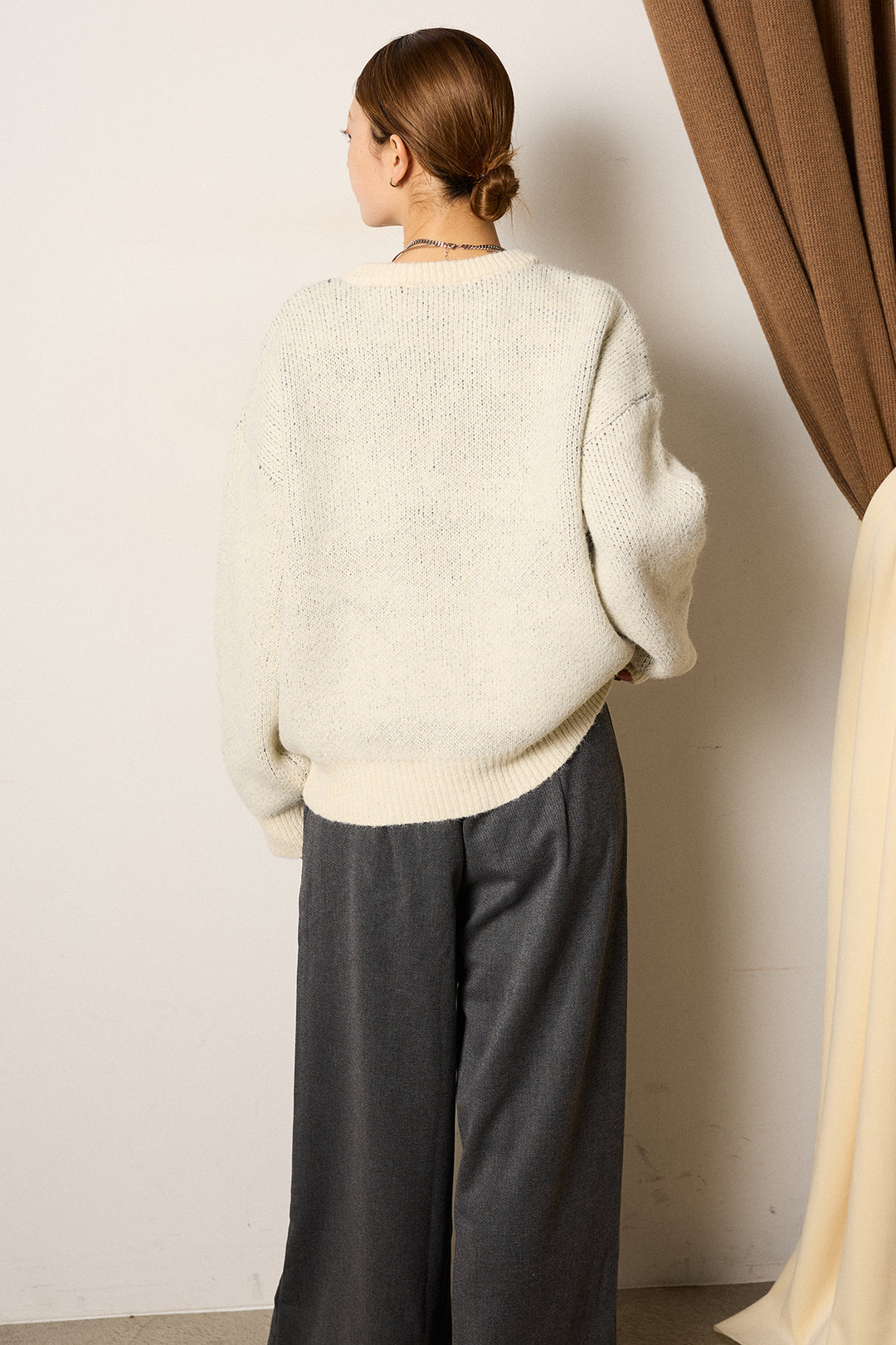 ロゴシャギーニットプルオーバー