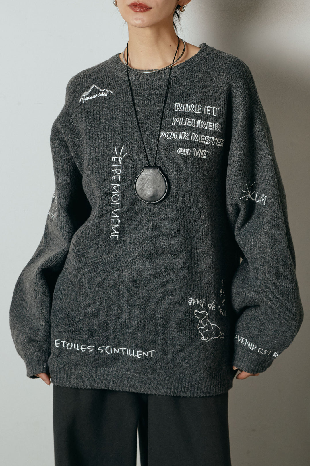 [SET]刺繍ロゴランダムデザインニットトップス+ベルト付きレザーライクタックパンツ(2set)