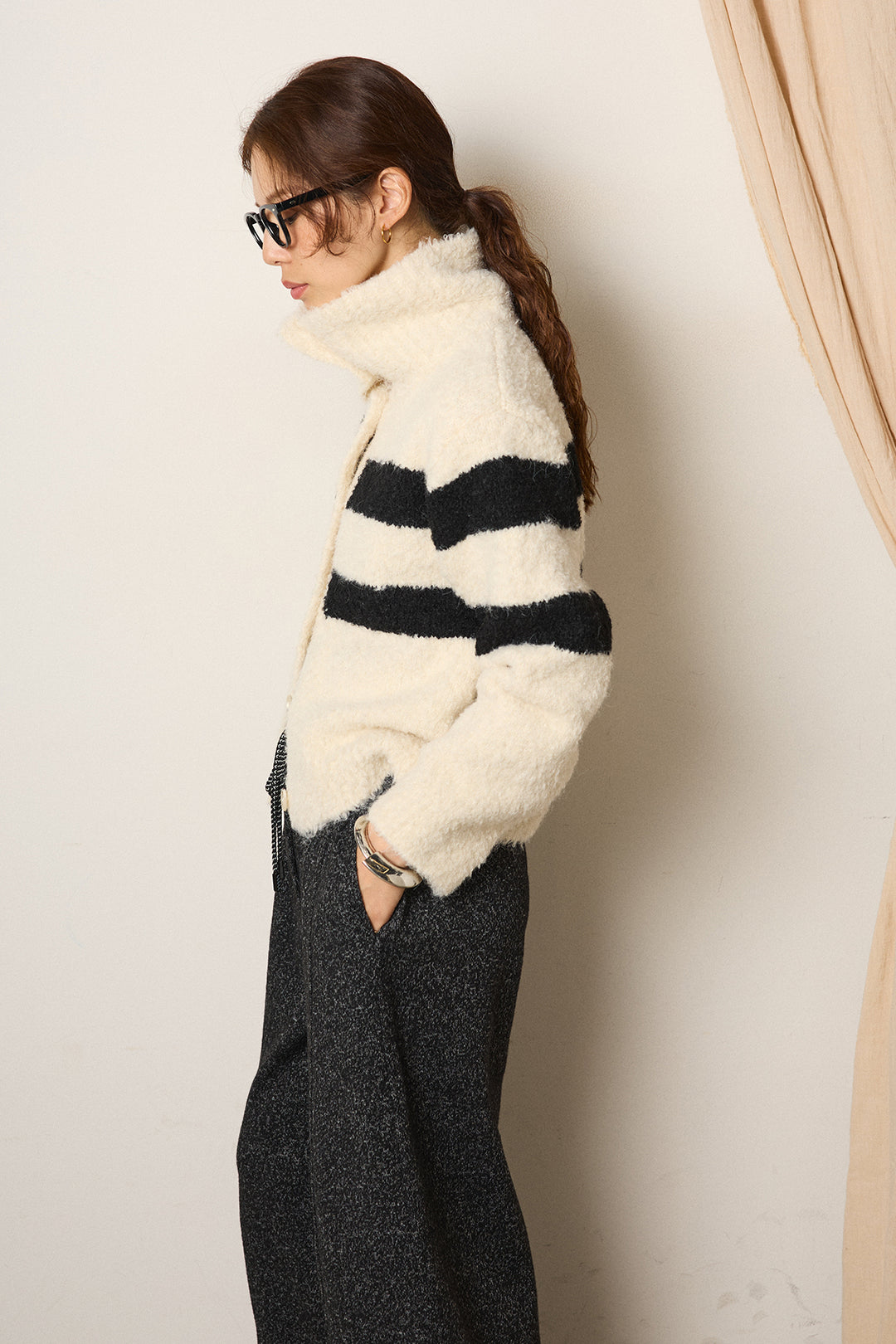 [SET]ハイネックボーダーニットカーディガン+フェイクレザー太ベルト付きタックワイドパンツ(2set)