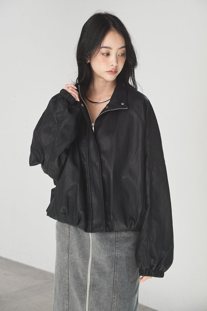 スタンドネックレザーライクブルゾン