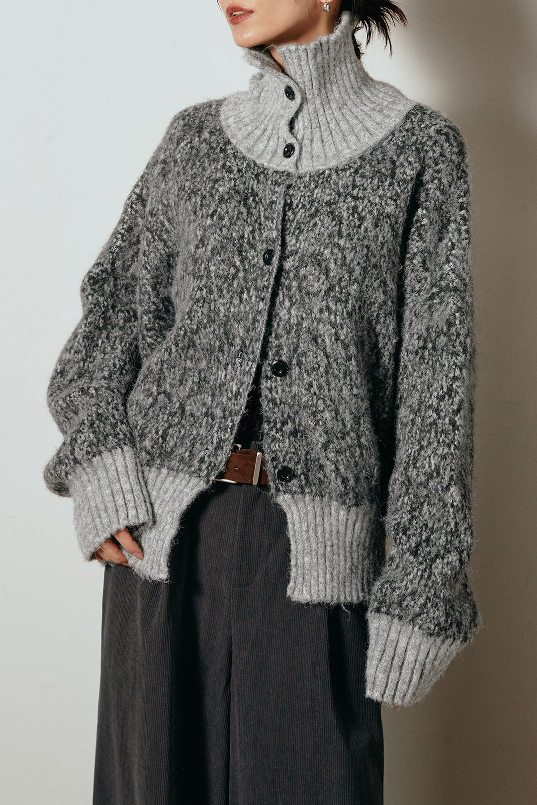 [SET]ハイネックミックスニットトップス+太ベルト付きコーデュロイタックパンツ(2set)