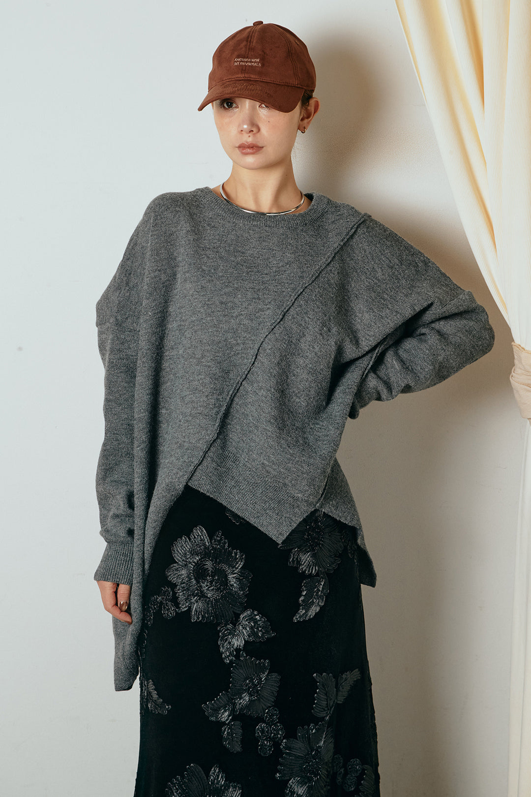 [SET]アシンメトリーデザインニットトップス+リラックスレオパード柄ワイドパンツ(2set)