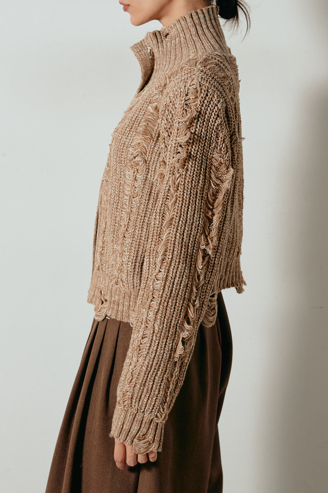 ハイネックフリンジジップニットトップス