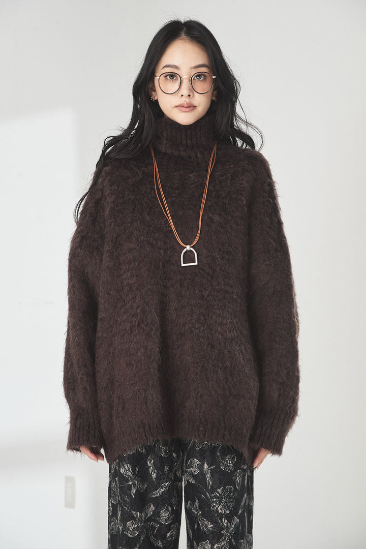 起毛オーバーハイネックニット