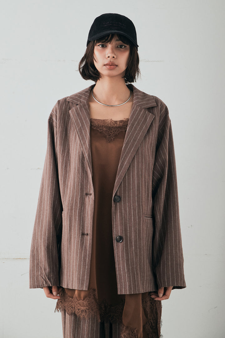 [SET]リネンライクストライプテーラードジャケット+リネンライクストライプタックイージーパンツ+サテンレースアシメキャミ(3set)