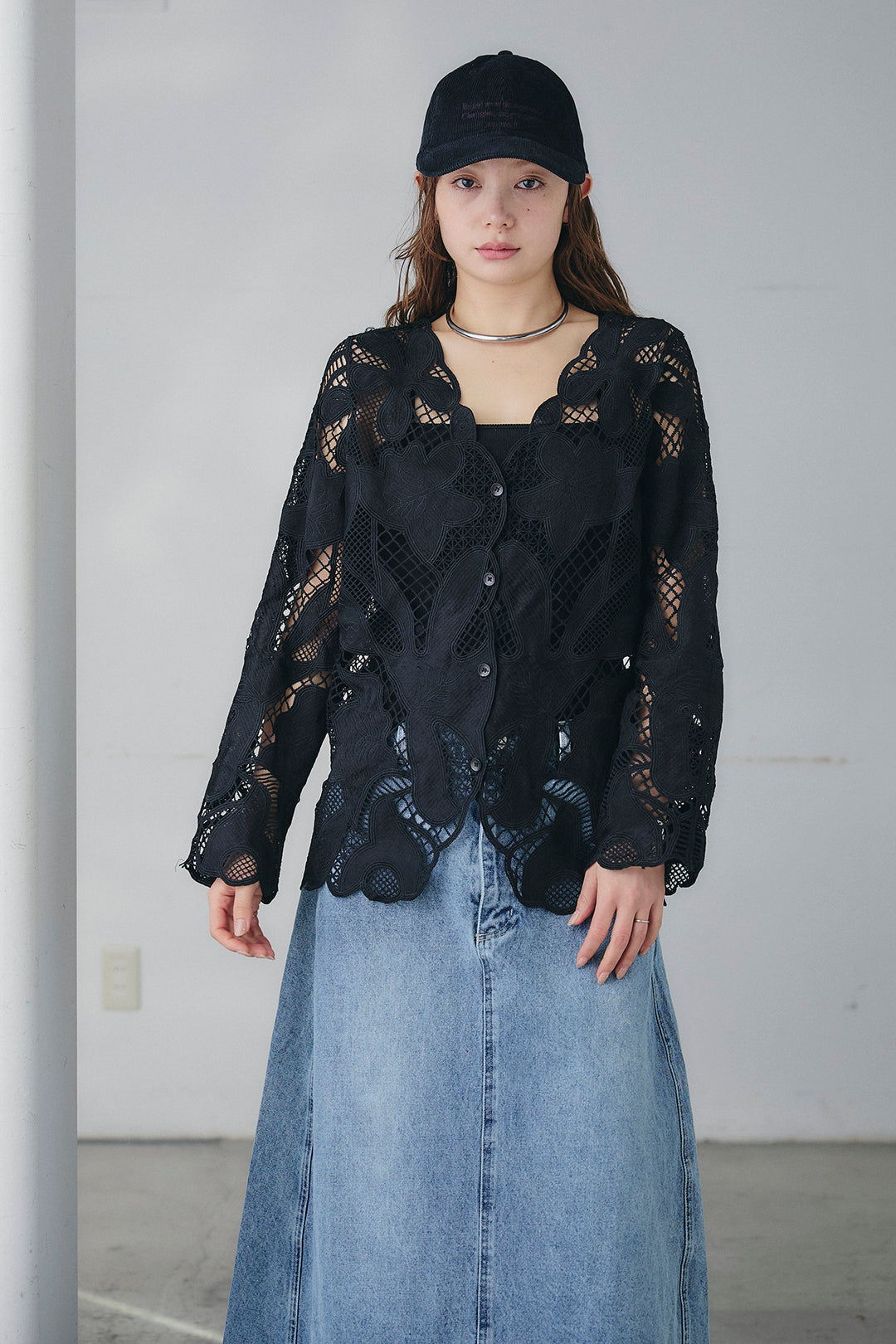 フラワー刺繍レースブラウス