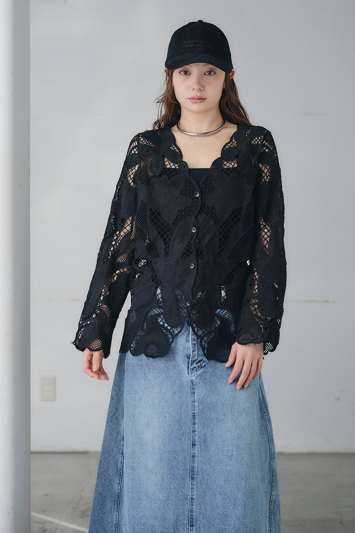 フラワー刺繍レースブラウス
