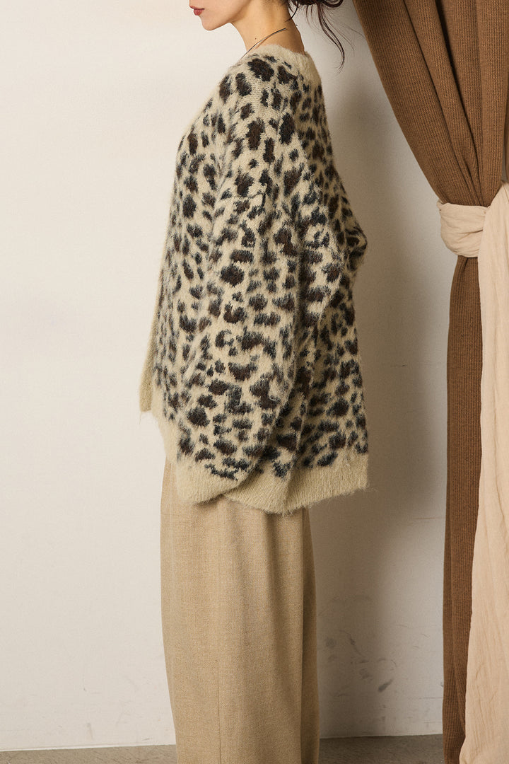【即納】起毛Vネックレオパード柄ニットカーディガン