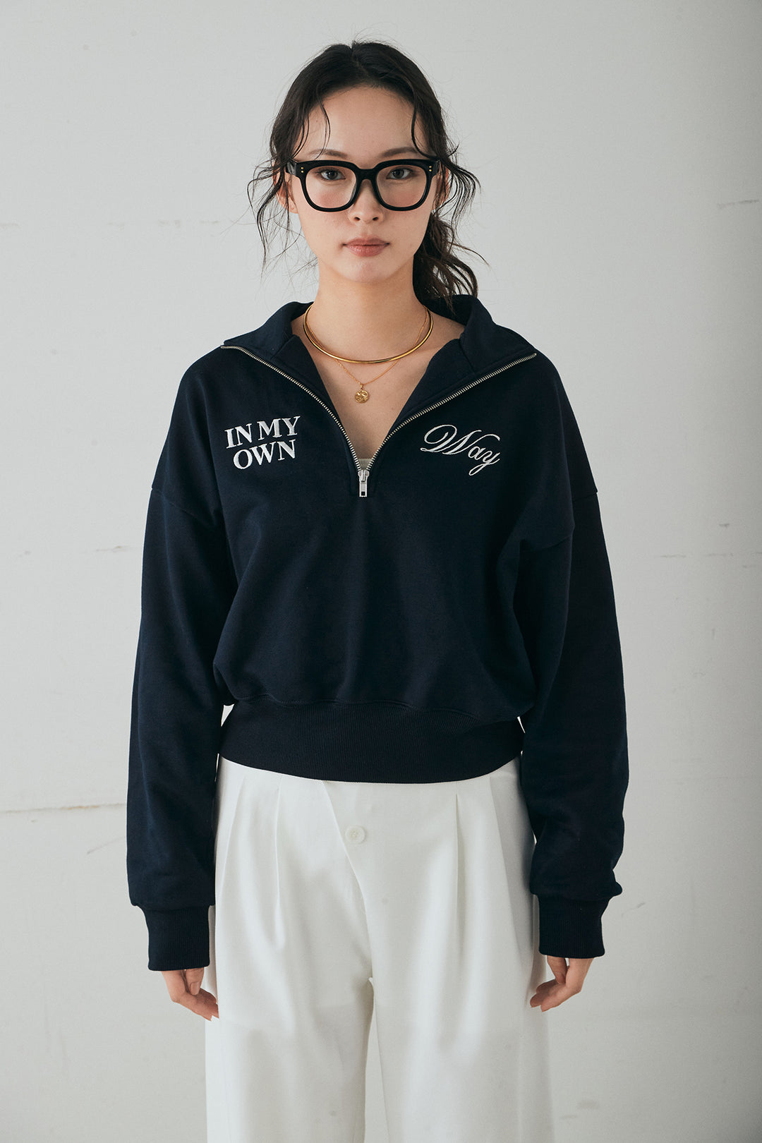 [SET]裏毛ロゴ刺繍ハーフZIPスウェット+刺繍レースデザインサテンスカート(2set)