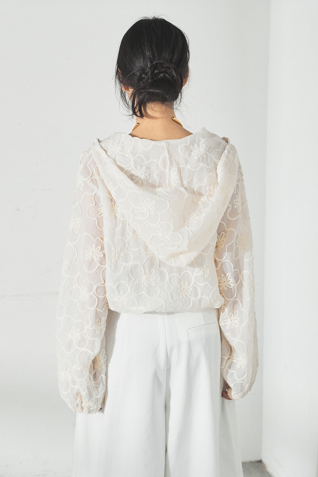 [SET]シアーフラワーフードブルゾン+編みベルト付きウエストタックワイドパンツ(2set)