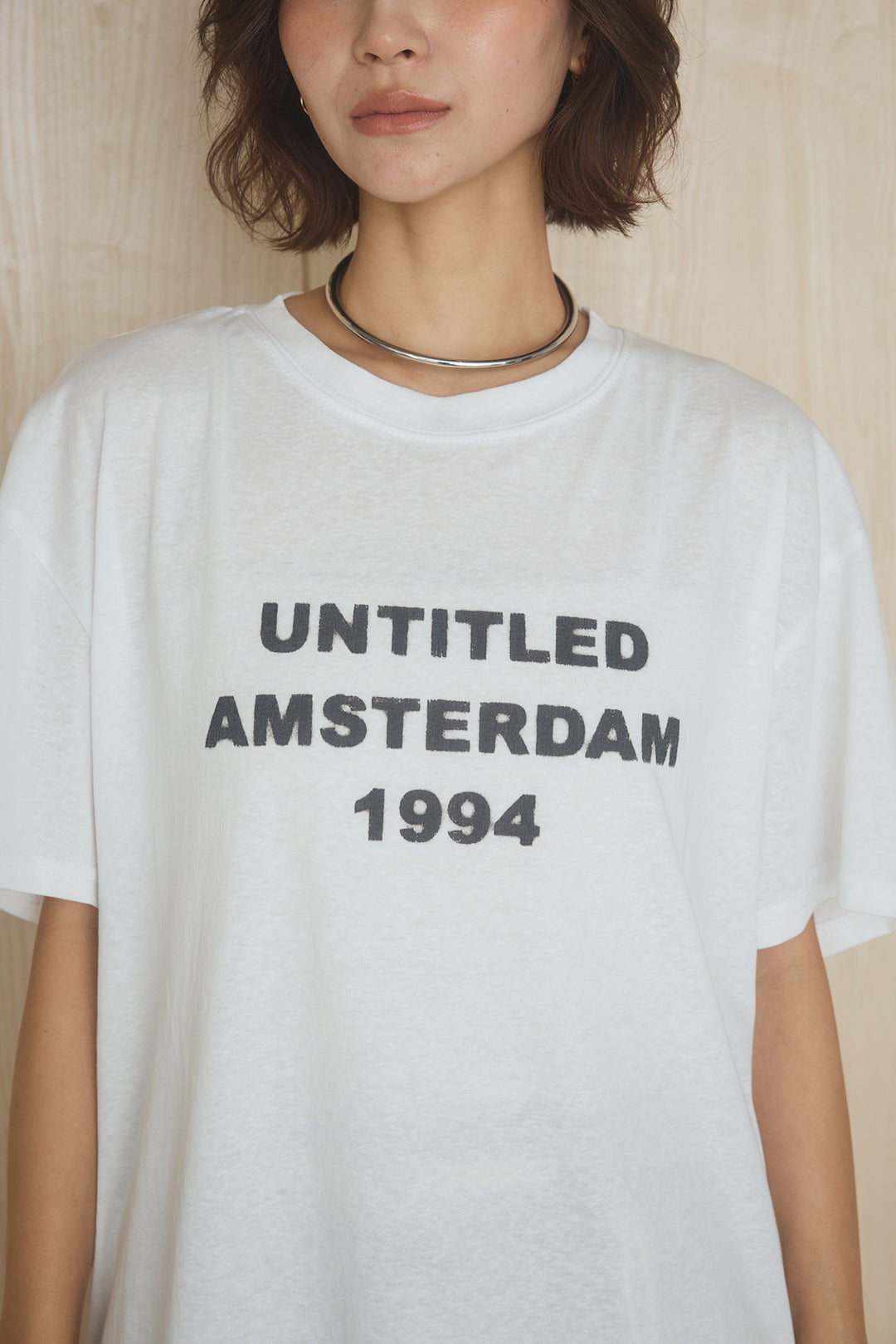英字フロントロゴプリントTシャツ