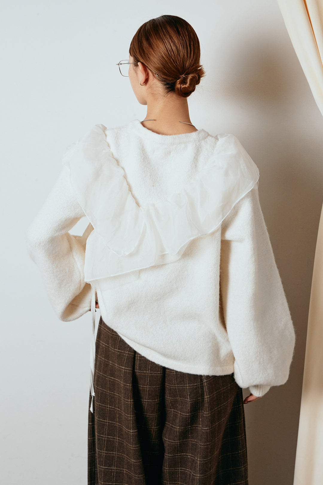 [SET]アシンメトリーフリルニットトップス+ポーチベルト付きカーブパンツ(2set)