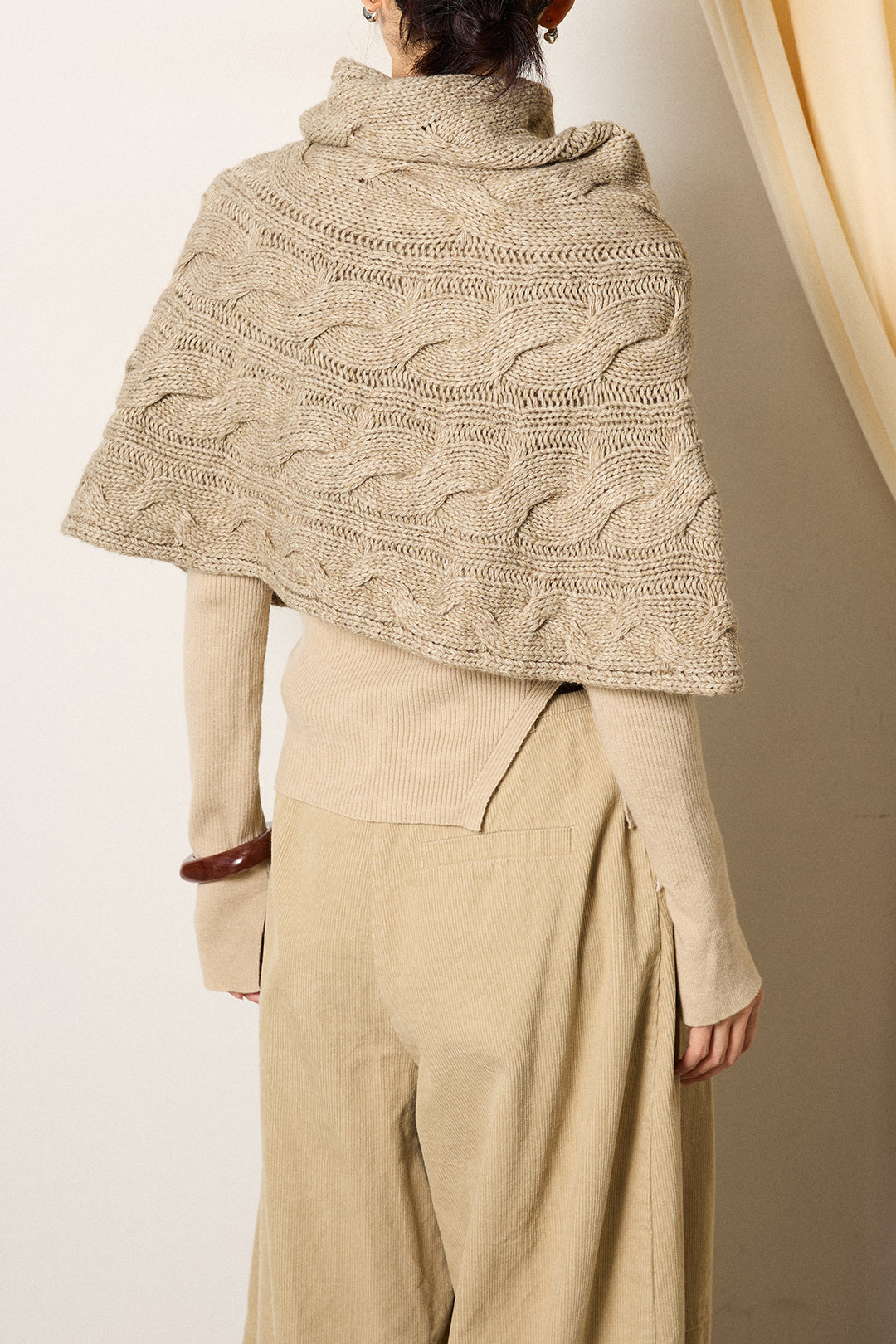 [SET]ケーブル編みケープレイヤードニット+サイドベルトパンツ(2set)