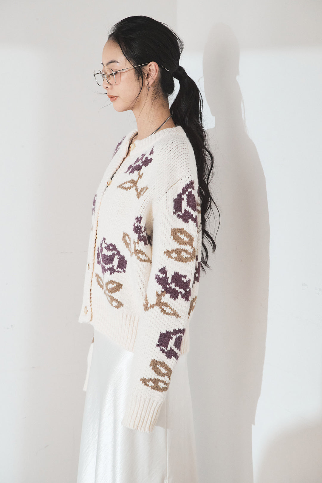 [SET]花柄ジャガードニットカーディガン+裾レースデザインサテンスカート(2set)