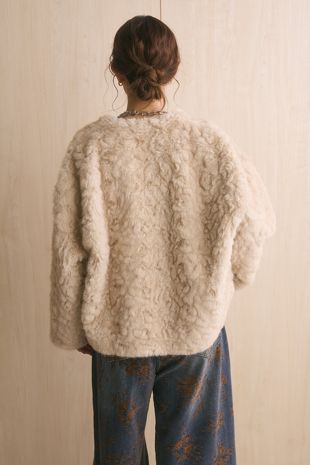 ノーカラーエコファーショートコート