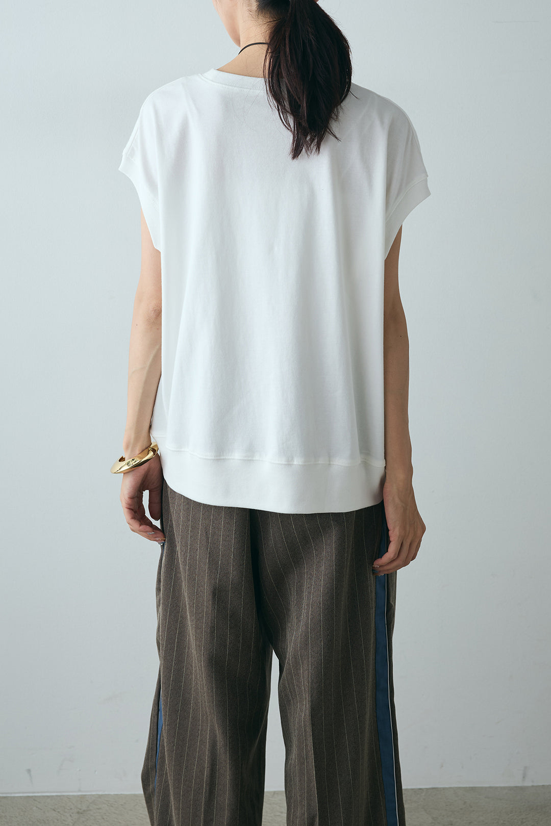 [SET]サガラ刺繍フレンチスリーブTシャツ+ピンストライプサイドラインワイドパンツ(2set)