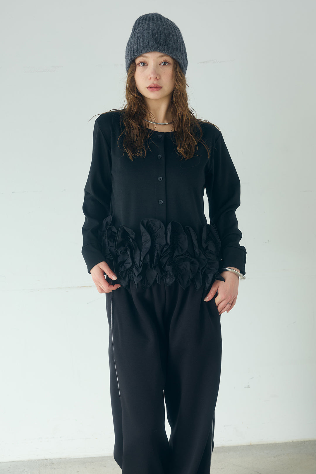 異素材フリル＆ポンチ前後2wayカーディガン