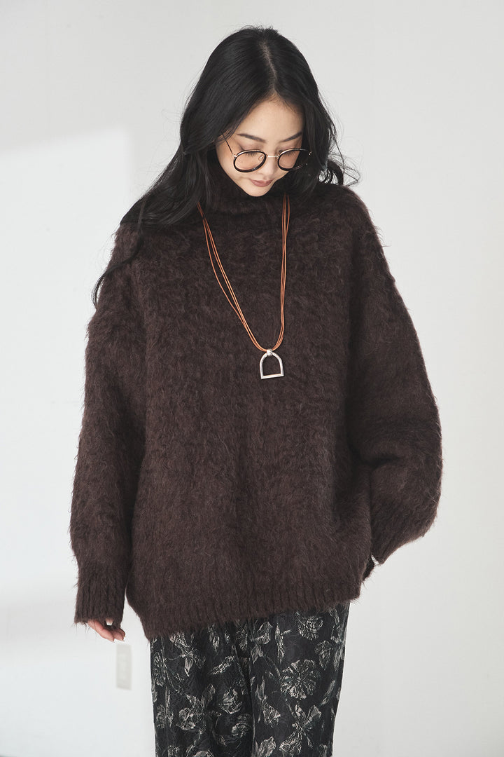 起毛オーバーハイネックニット