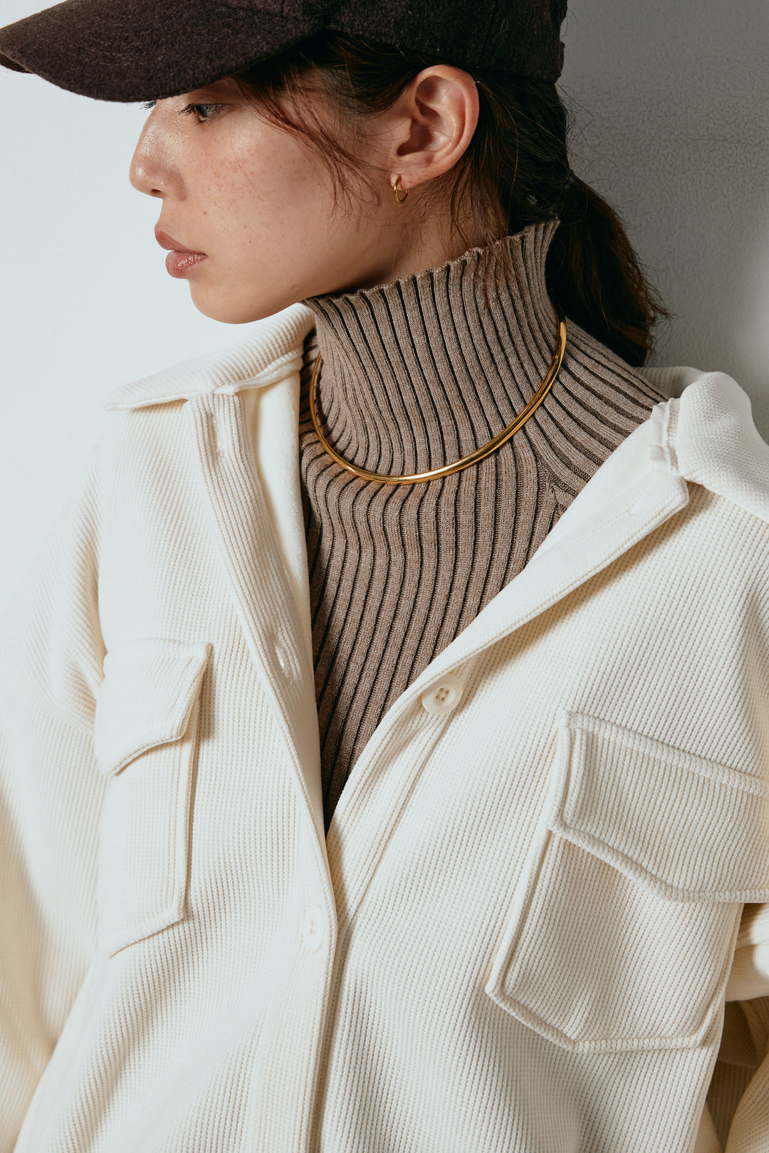 [SET]襟付きコーデュロイポケットシャツ+マルチライン柄リラックスニットパンツ(2set)