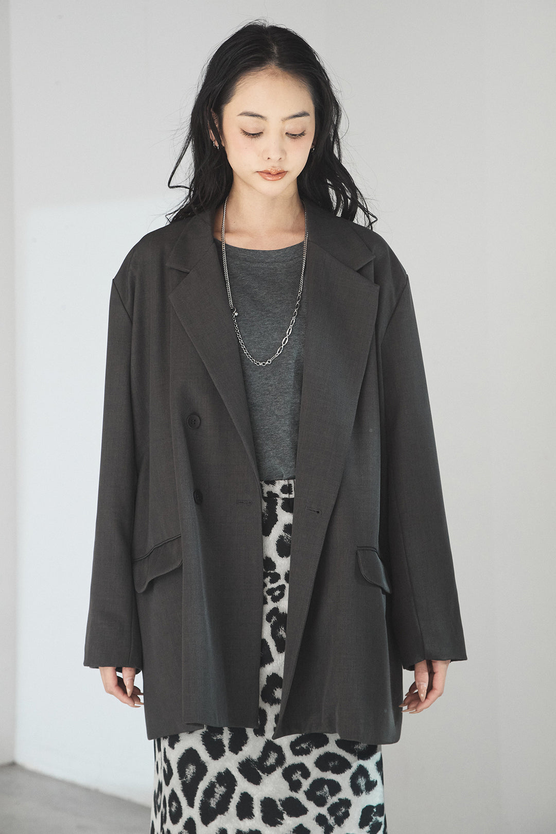 [SET]ルーズシルエットダブルテーラードジャケット+ストレッチロングTシャツ+レオパードサテンナロースカート(3set)
