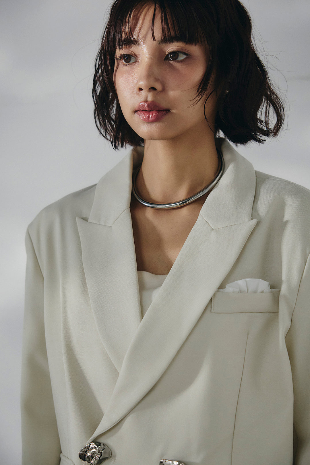 [SET]メタルプレートショート丈ジャケット+メタルプレートタックワイドパンツ(2set)