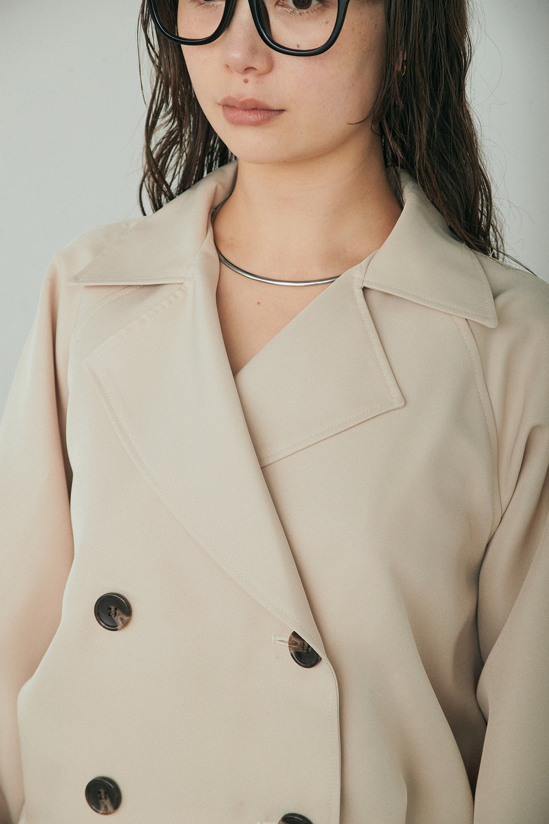 ショート丈デザイントレンチコート