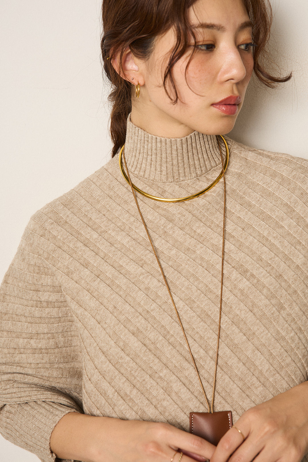 [SET]アシメデザインリブポンチョニットトップス+シャギーチェックストレートスカート(2set)