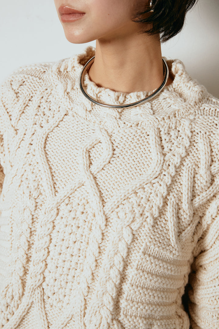 アラン柄ミックスケーブルニット