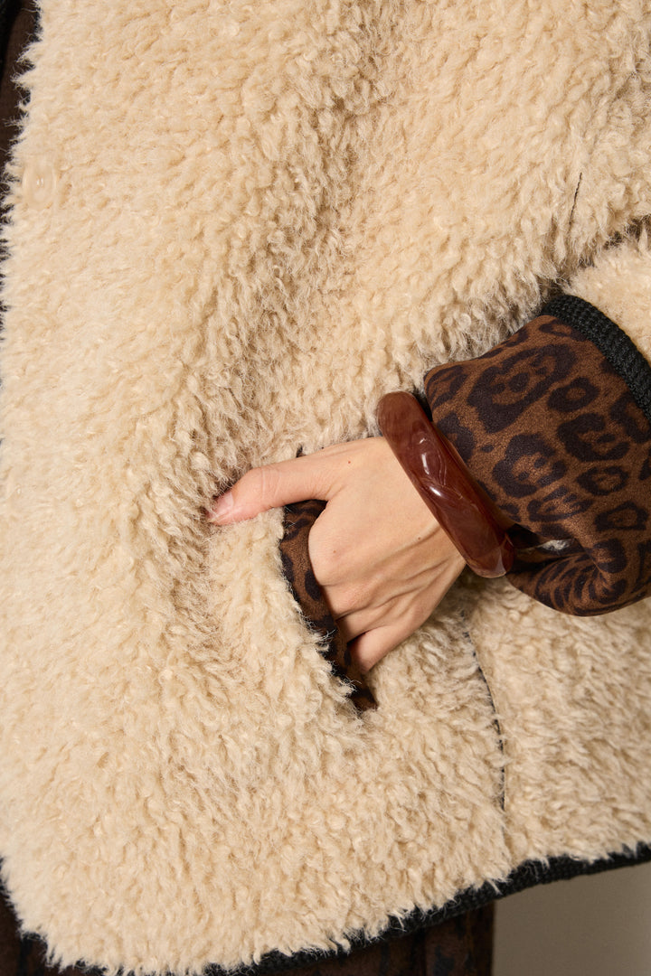 [SET]ノーカラー裏地レオパードボアアウター+レオパードジャガードニットパンツ(2set)