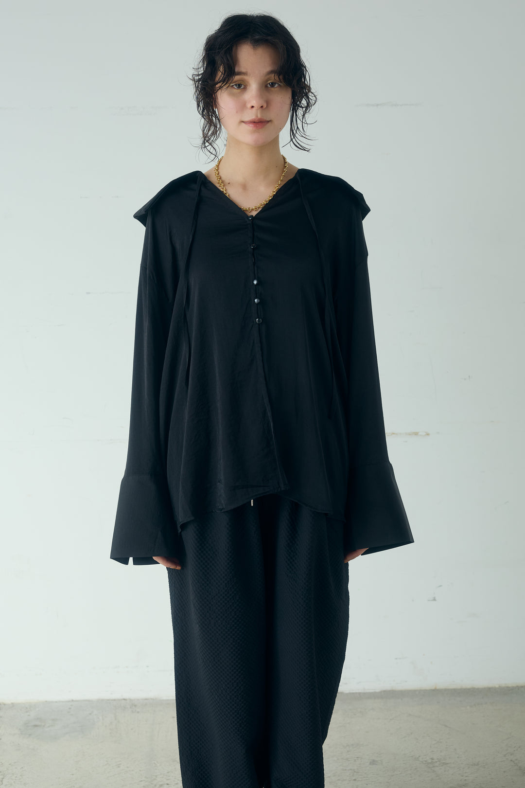 ポリエステルレーヨンセーラーカラーシャツ