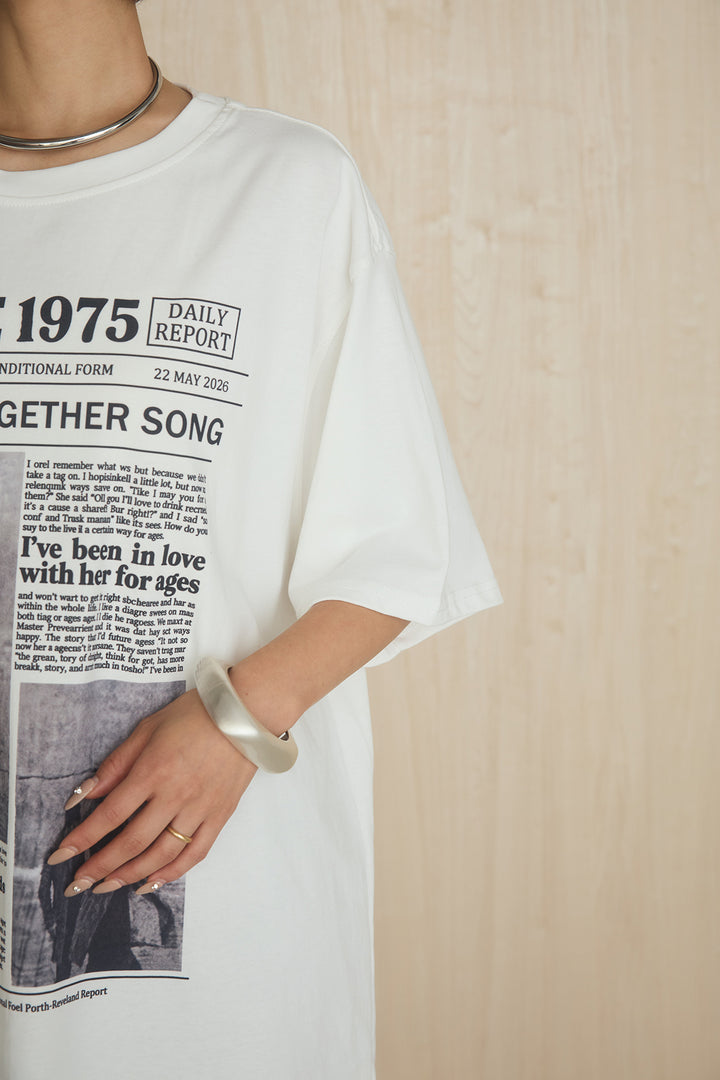 1975グラフィックTシャツ