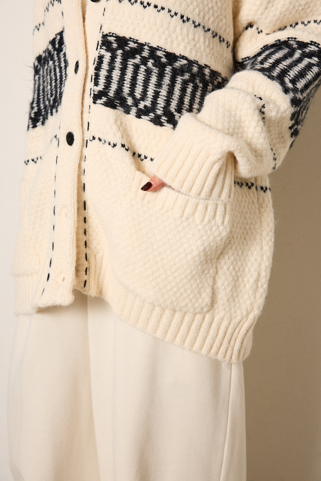 [SET]ライン柄ステッチニットカーディガン+2WAY袖コード刺繍クルーネックプルオーバー+裏起毛スウェットワイドパンツ(3set)