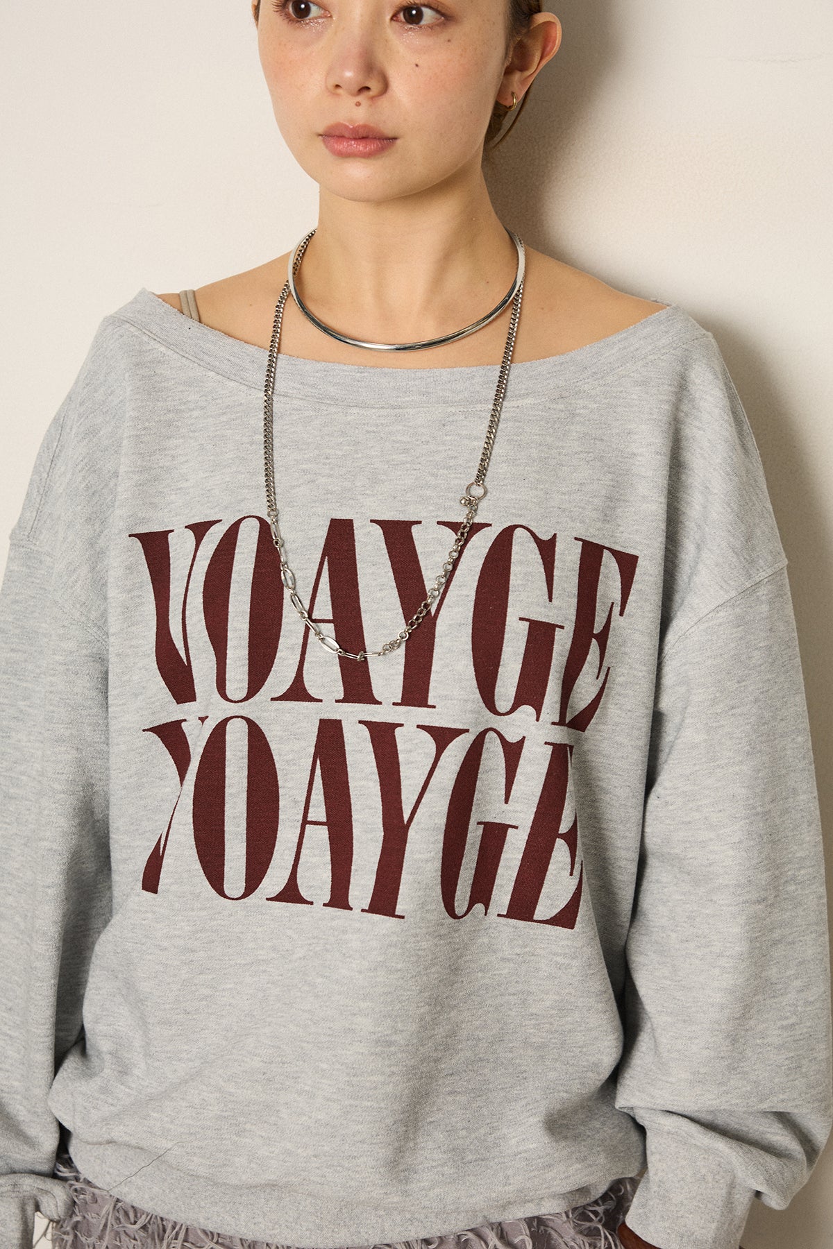 【新品タグ付き】ボートネックワイドスウェット ボートネックロゴスウェット – ESICA