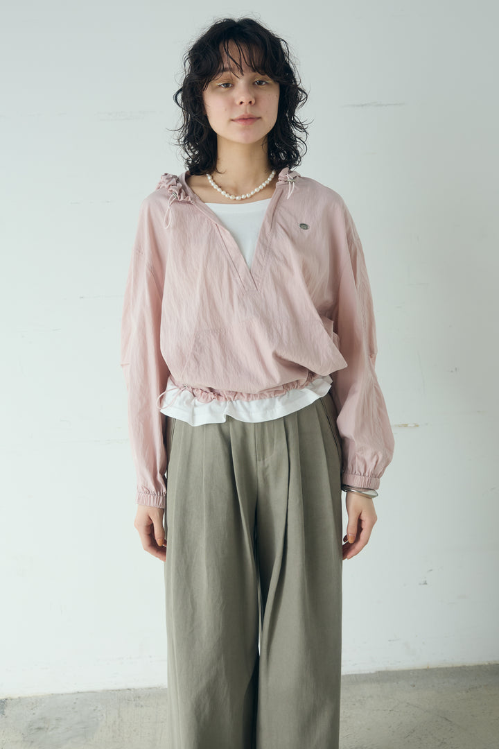 レイヤードデザインフーディートップス