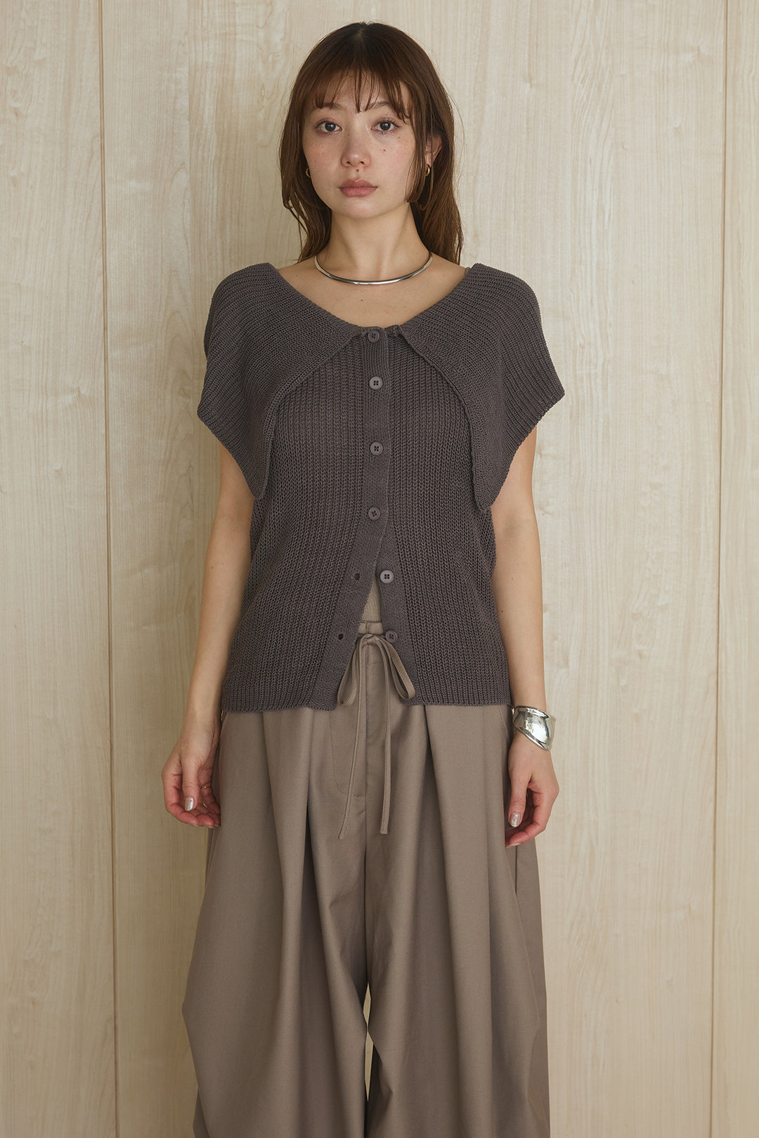 [SET]ビッグカラーボタンニットトップス+ベルト付きカラーデニムパンツ(2set)