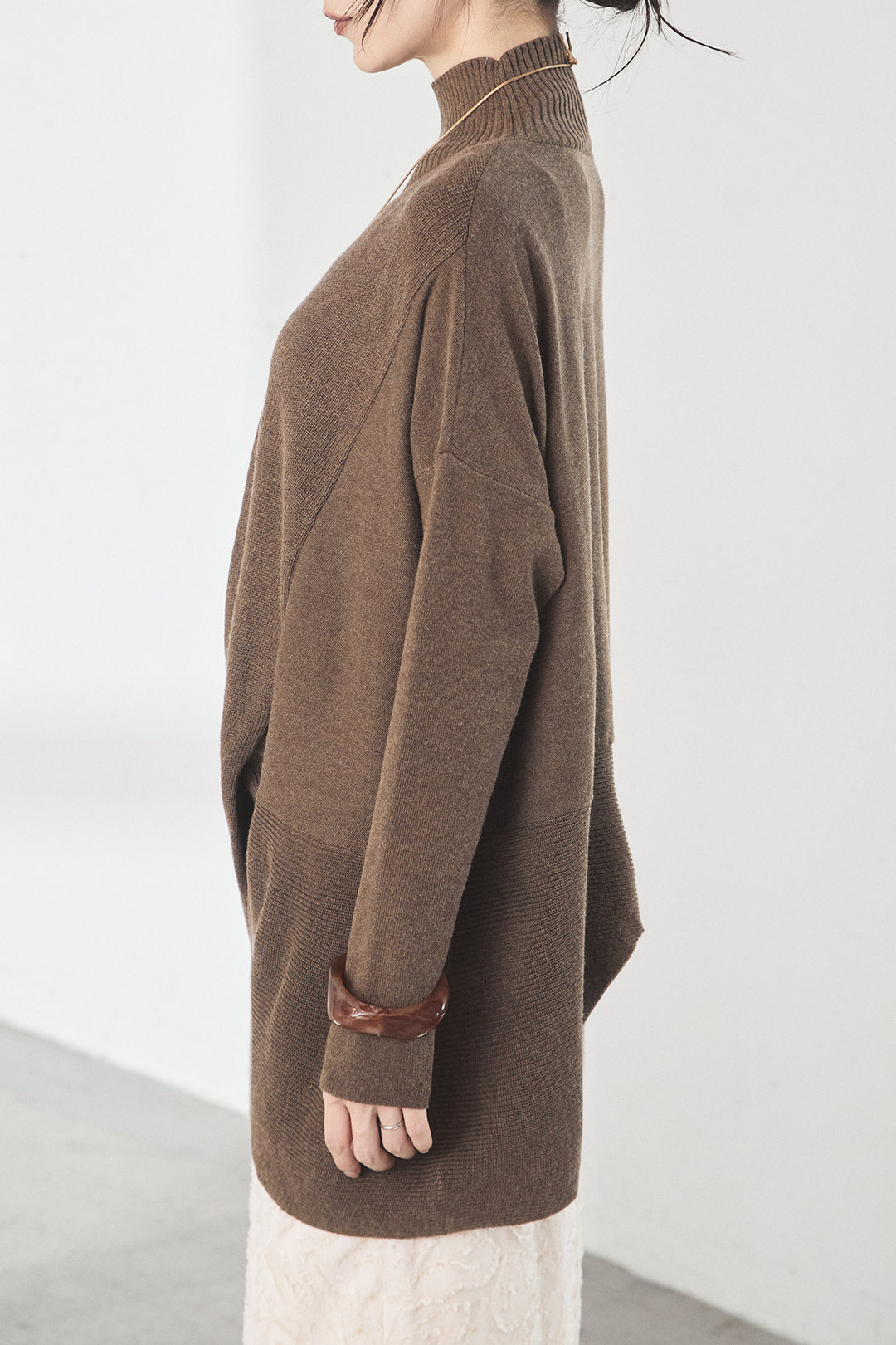 裾クロスデザインニットトップス