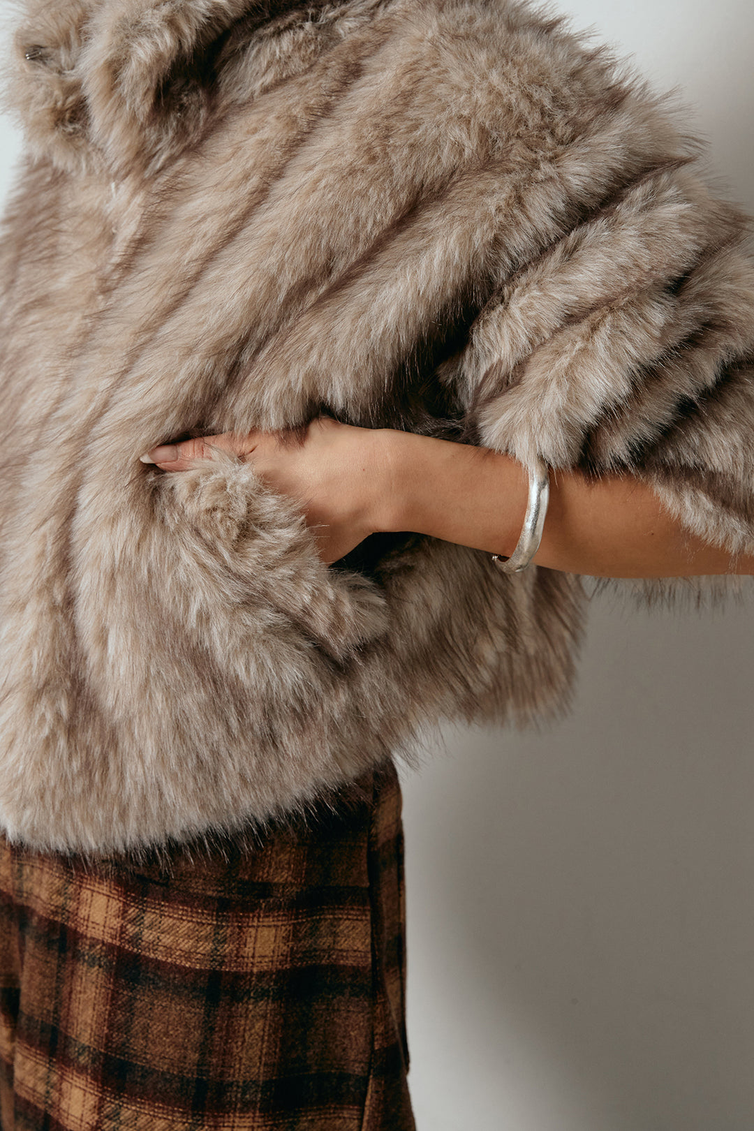 [SET]エコファーショート丈ブルゾン+シャギーチェックストレートスカート(2set)