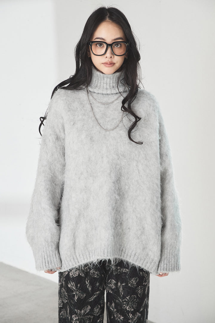 起毛オーバーハイネックニット