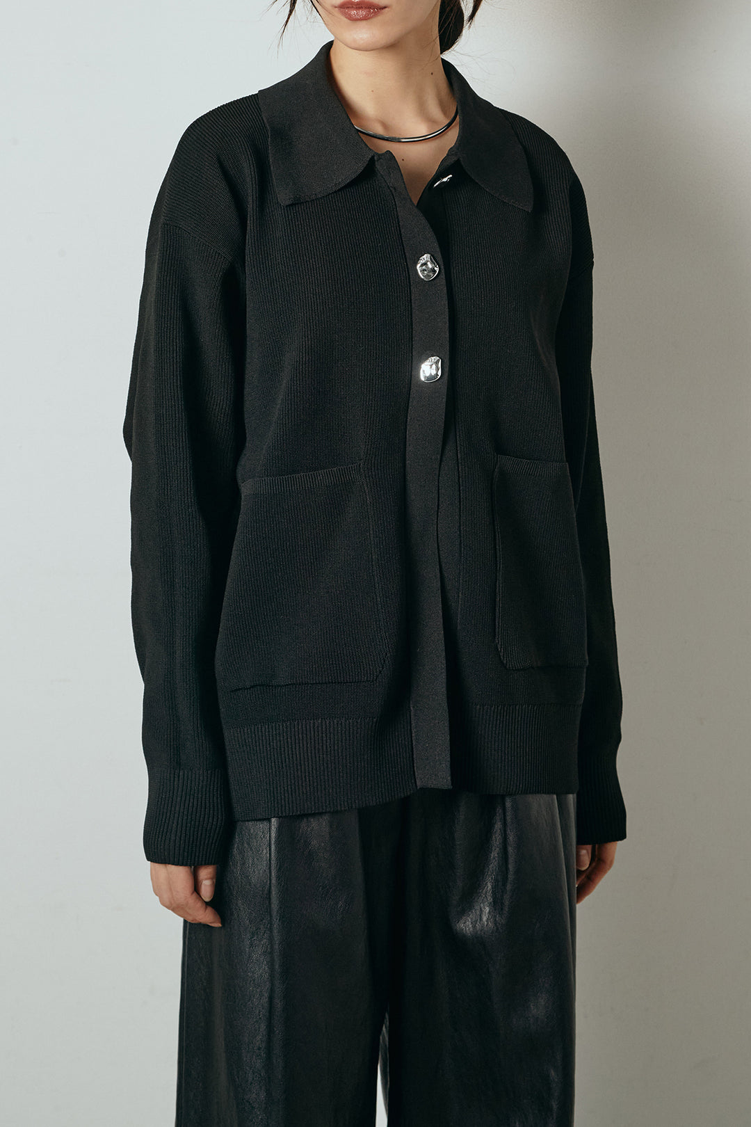 [SET]メタル釦衿付きニットカーディガン+リラックスレオパード柄ワイドパンツ(2set)